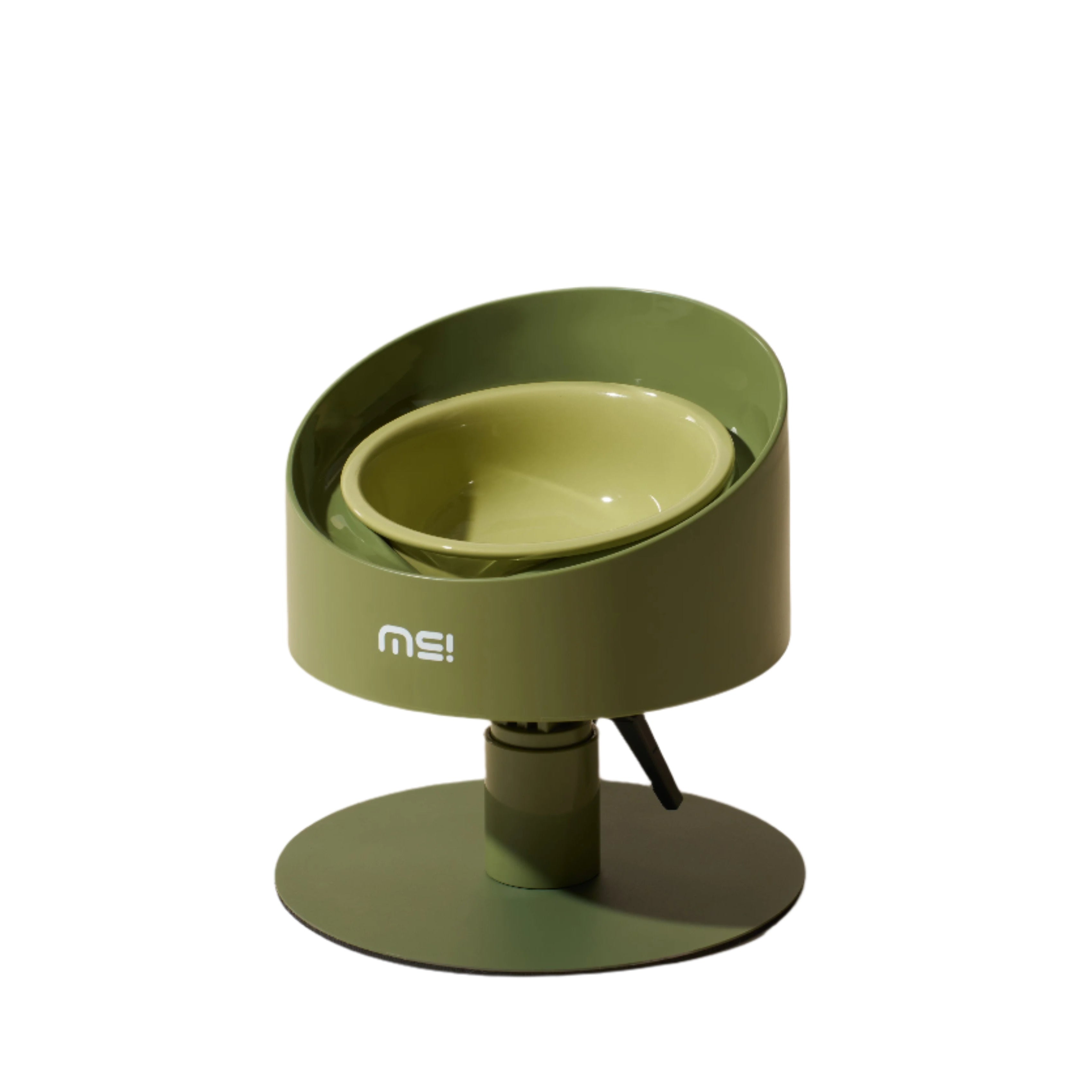 Assurez-vous de choisir une gamelle ergonomique pour chat